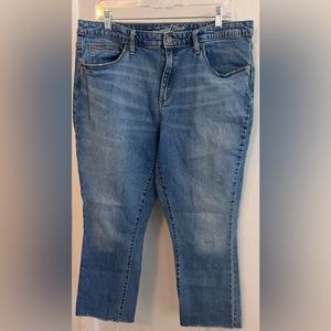 Universal Thread Cropped Jeans